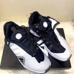 PG4 Paul George mens sneakers